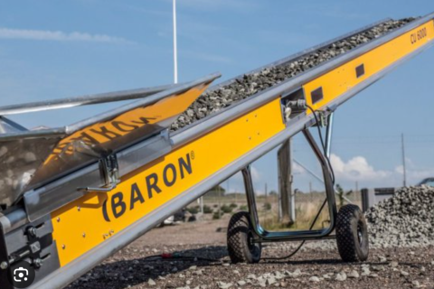 Conveyor for Stockpiling